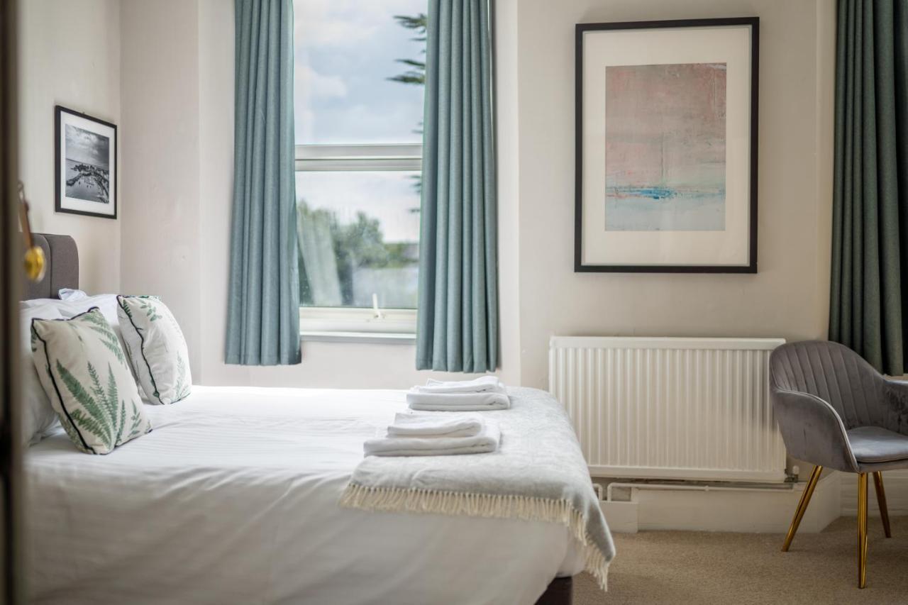 Sleepy Puffin Guest House Tenby Kültér fotó